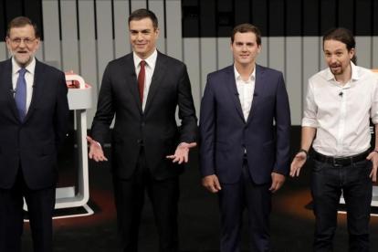 Mariano Rajoy , Pedro Sanchez, Pablo Iglesias y Albert Rivera, en el plató del debate a cuatro.