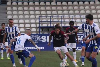 El Albacete logró su única victoria en campo ponferradino hace dos temporadas. ANA F. BARREDO