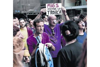 Protesta contra la troika celebrada en Barcelona en junio del 2013.