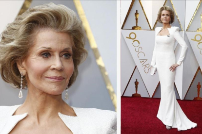 Jane Fonda luce su chapita Times Up en su Balmain blanco impoluto,  con hombreras y escote cuadrado puntiagudo.