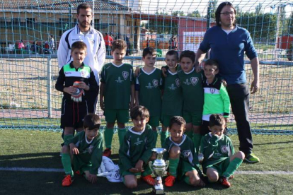 Atlético Pinilla, campeón en la categoría prebenjamín 2008. Foto: DL