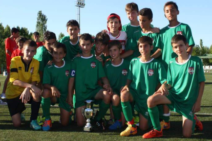 Puente Castro A, campeón en la categoría alevín 2003. Foto: DL