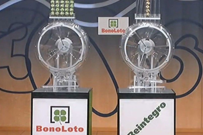 Bombos del sorteo de la Bonoloto. DL
