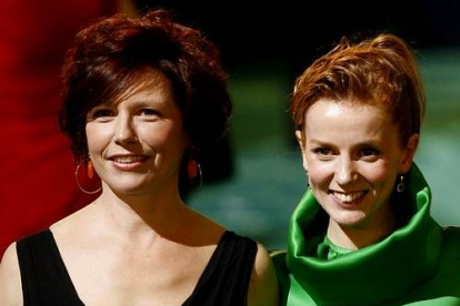 La directora Icíar Bollaín y la actriz María Vázquez, los rostros más identificables de la película Mataharis.