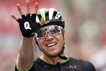 Edvald Boasson Hagen celebra su victoria en la 19ª etapa del Tour de Francia