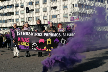 Comienza la manifestación del 8-M en León. MARCIANO PÉREZ
