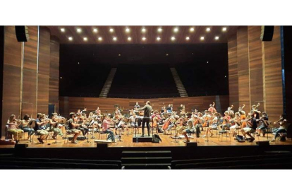La Joven Orquesta de León. DL