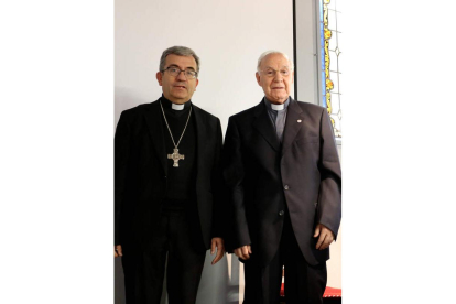 Luis Argüello y el presidente de la comisión Isabel la Católica. ICAL