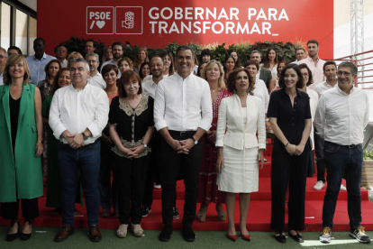 Foto de familia del Comité Federal celebrado ayer en Madrid. MARISCAL