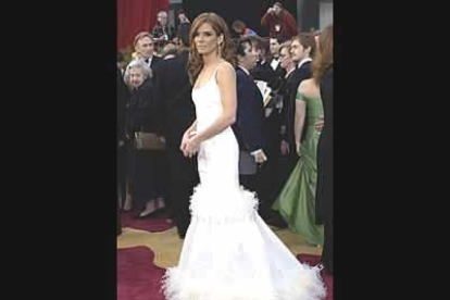 Sandra Bullock también eligió el blanco para la gala.