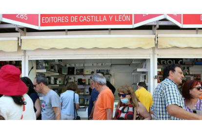 Los editores de Castilla y León presentan en Madrid sus novedades literarias. BENITO ORDÓÑEZ