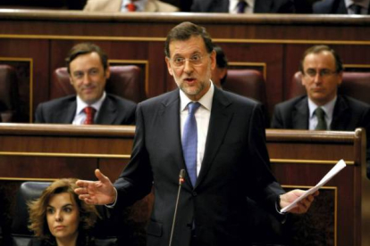 Rajoy contesta a las preguntas durante la sesión de control en el Congreso. Foto: JUAN MANUEL PRATS