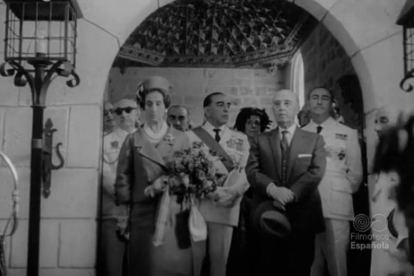 Franco y su mujer Carmen Polo en San Marcos, el día de su inauguración como Parador