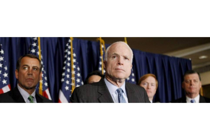 El senador estadounidense John McCain