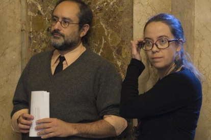 Antonio Baños y Eulàlia Reguant, en el Parlament, el pasado mes de noviembre.