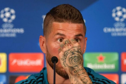 Sergio Ramos, durante la rueda de prensa antes del entrenamiento en Kiev.