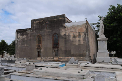 La Diputación de León, a través del ILC, destina 25.000 euros para la reparación del panteón de la colonia leonesa en Cuba. DL