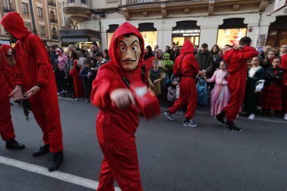 Desfile de Carnaval en León. RAMIRO (5)