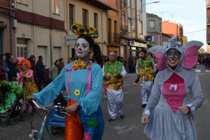 Carnaval en Santa María del Páramo. MEDINA (12)
