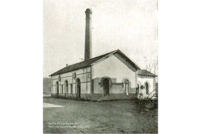 El edificio de la primera térmica de la MSP, construido en 1919. CEDIDA A LA CIUDEN POR LUCIANO GALBÁN