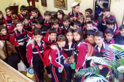Alumnos del colegio Leonés, en el Museo del Chocolate de Astorga