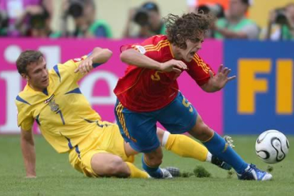 Puyol mantuvo a raya totalmente a Shevchenko y al resto del ataque ucraniano y fue el líder de la defensa española.