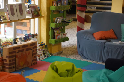 Con el premio mejorarán el mobiliario del Club de Lectura Libro Libre. J. NOTARIO