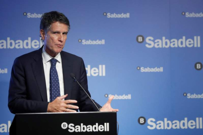Jaime Guardiola, consejero delegado, presentó los resultados de Banco Sabadell. J.J. GUILLÉN