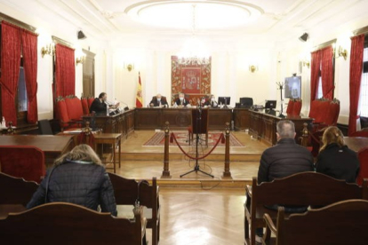 Imagen de archivo de un juicio por trata de personas en la Audiencia Provincial. MARCIANO PÉREZ