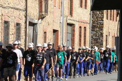 Mineros durante la  la III Marcha Minera. JESÚS F SALVADORES