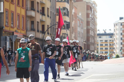 Mineros en León durante la III Marcha Minera. JESÚS F SALVADORES