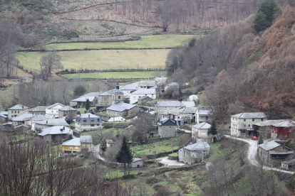 Imagen de archivo del municipio de Barjas, en el Bierzo Oeste, cerca ya de Galicia. ANA F. BARREDO