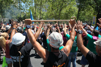 Llegada de los mineros al centro de Madrid. NOBERTO