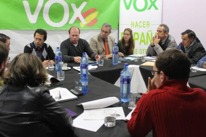 Imagen de la anterior ejecutiva del partido Vox en León