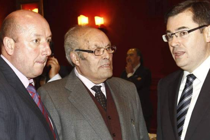 Tomás Valbuena, Fdez. Salvadores y Juan M. Lorenzo.
