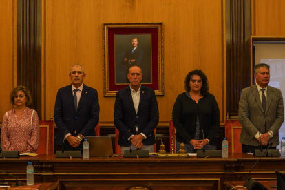 Evelia Fernández, Vicente Canuria, José Antonio Diez, Vera López y Luis Miguel García Copete. MIGUEL F.B.