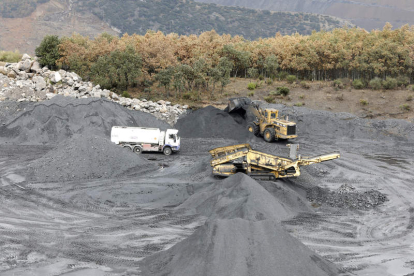 Preocupa la falta de colocación de los excedentes mineros en la restauración de las minas. M. PÉREZ