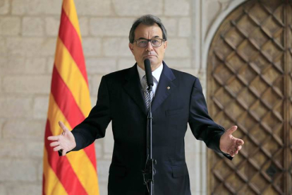 El presidente de la Generalitat, Artur Mas, durante la rueda de prensa para explicar el caso del expresidente Pujol.