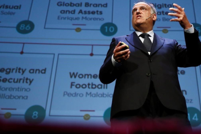 Tebas, el presidente de la Liga de Fútbol Profesional, en el World Football Summit, que se celebró en Madrid. /