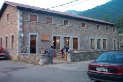 El centro rural el Albergue de Eslonza, instalado en las viejas escuelas