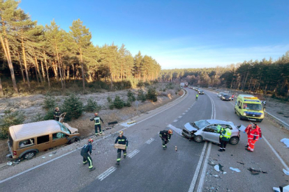 Accidente de tráfico mortal en la N-630, en La Robla. BOMBEROS DE LEÓN