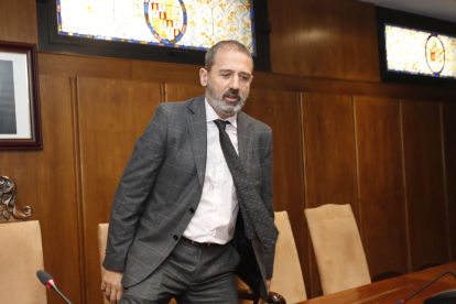 Xavier Flores, número dos del Ministerio de Transportes, hoy en Ponferrada. L. DE LA MATA