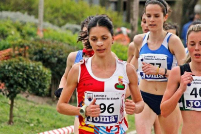 Nuria Lugueros, sexta individual y oro con Castilla y León. DL
