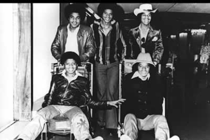 En los 70, con Michael como icono, el quinteto de hermanos Jackson se hace de oro. Es la etapa dorada de los Jackson Five.