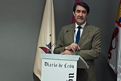 Juan Carlos Suárez-Quiñones, durante su intervención en el foro, este lunes. RAMIRO