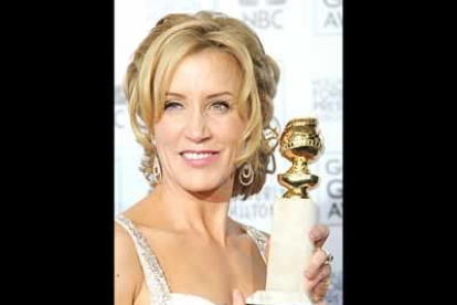 En la categoría de mejor actriz dramática el galardón se lo llevó la intérprete Felicity Huffman por Transamerica.