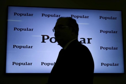 El expresidente del Banco Popular, Ángel Ron, durante la presentación de resultados del 2016.