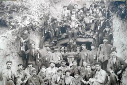 Mineros de Casetas en la época del accidente