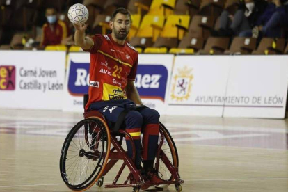 La selección española en silla de ruedas vuelve a León. F. OTERO