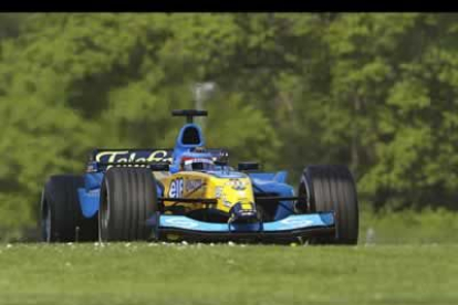 Uno de los culpables de que el ovetense no subiera al podio fue su compañero de equipo, el italiano Jarno Trulli, que se dedicó durante varios giros a hacer de tapón al español.